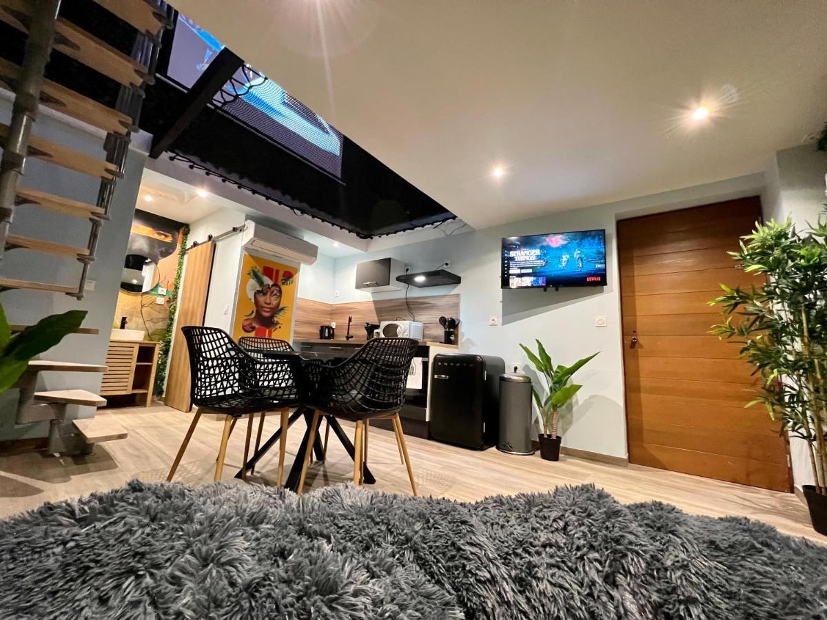Capsule Safari - Jacuzzi - Nintendo Switch - Netflix & Cinema - Pouf Geant - Filet Suspendu * Douai