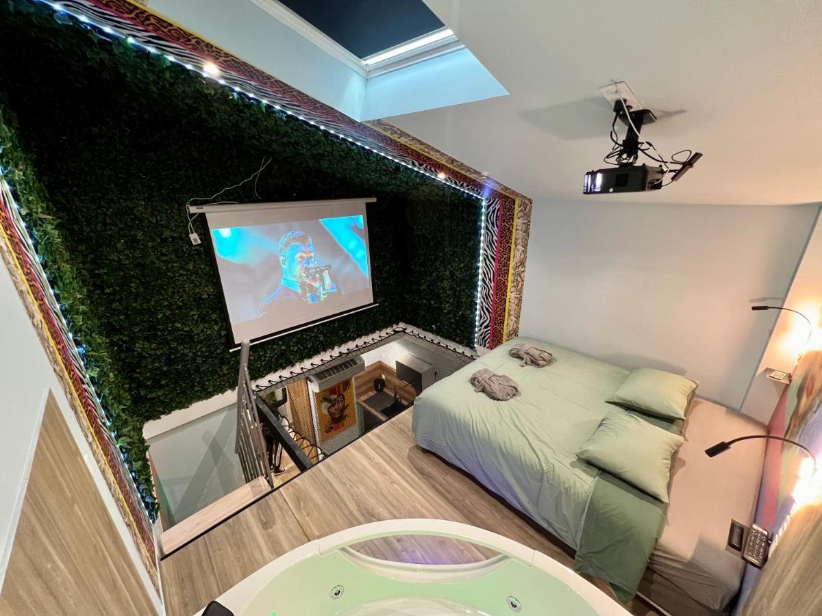 Capsule Safari - Jacuzzi - Nintendo Switch - Netflix & Cinema - Pouf Geant - Filet Suspendu * Douai