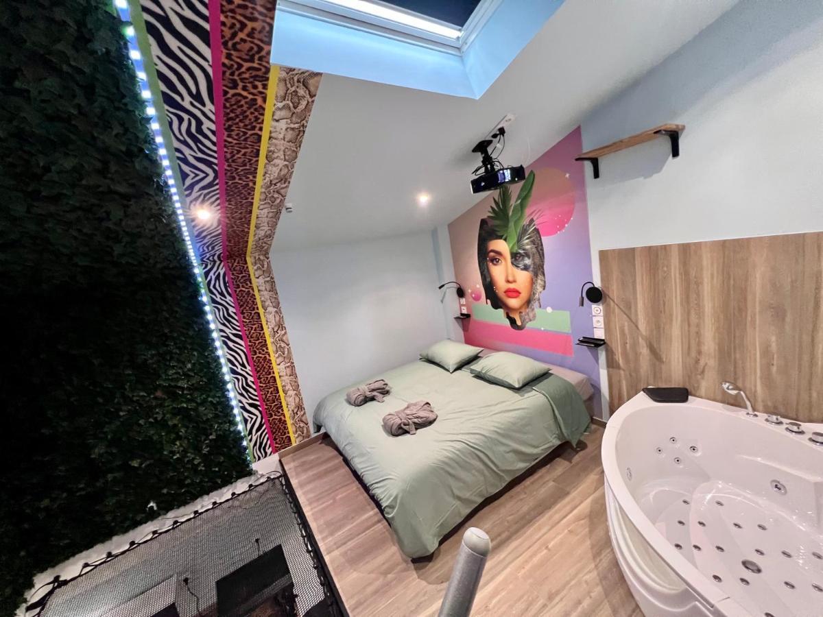 Apartment Capsule Safari - Jacuzzi - Nintendo Switch - Netflix & Cinema - Pouf Geant - Filet Suspendu Douai
